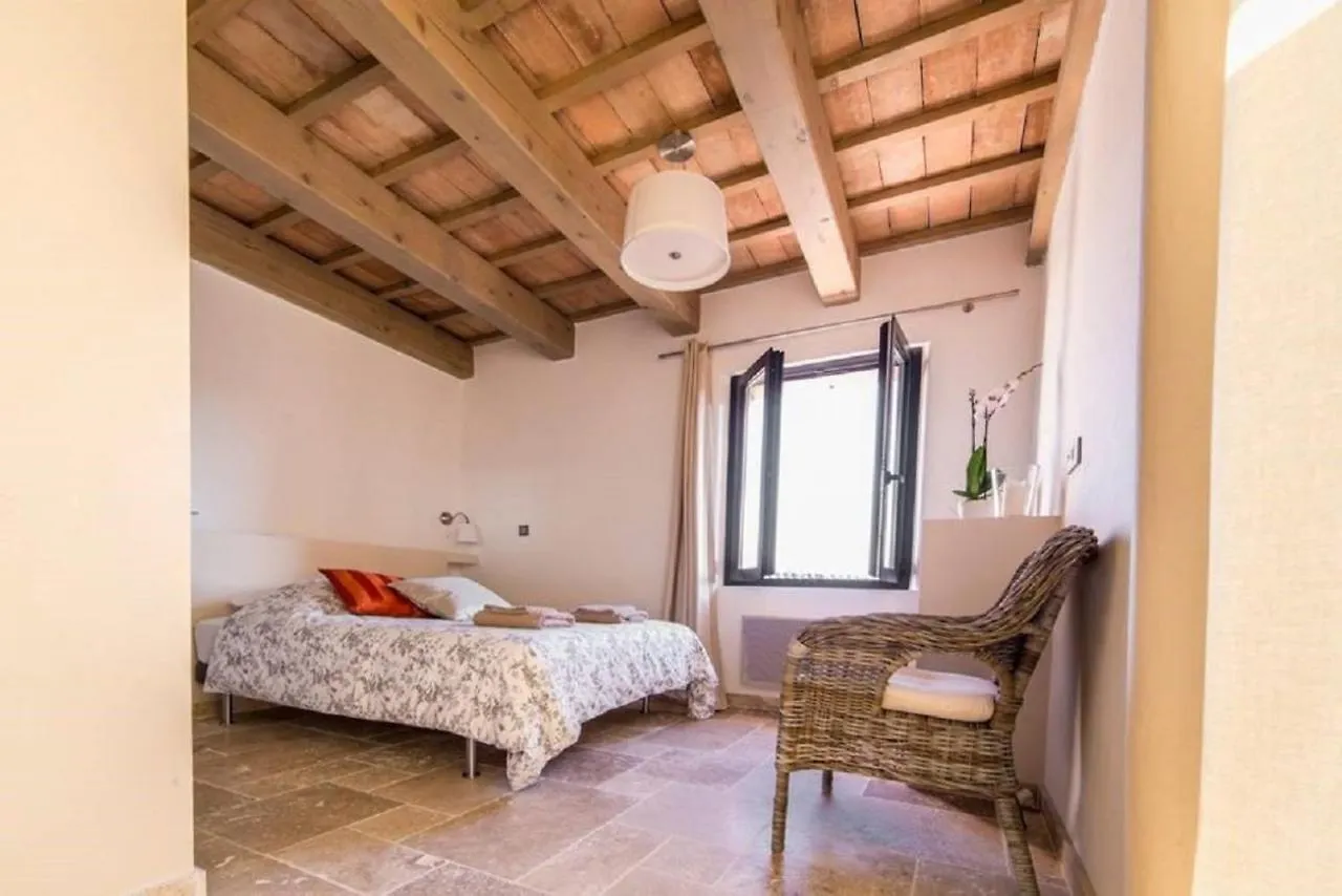 Bed and Breakfast O Patio Du Mas à Callas